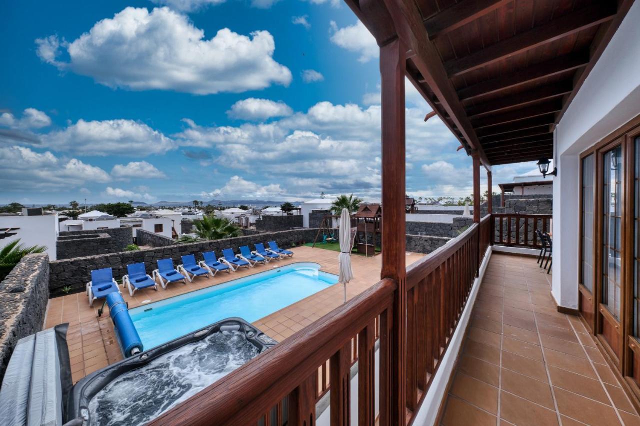 Villa Flavia-Private Pool, Jacuzzi, Sea Views Плая Бланка Екстериор снимка