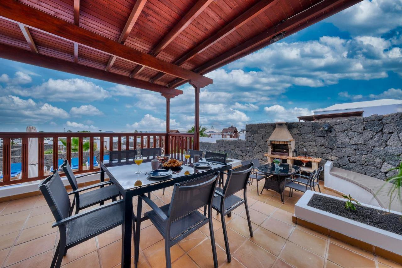 Villa Flavia-Private Pool, Jacuzzi, Sea Views Плая Бланка Екстериор снимка