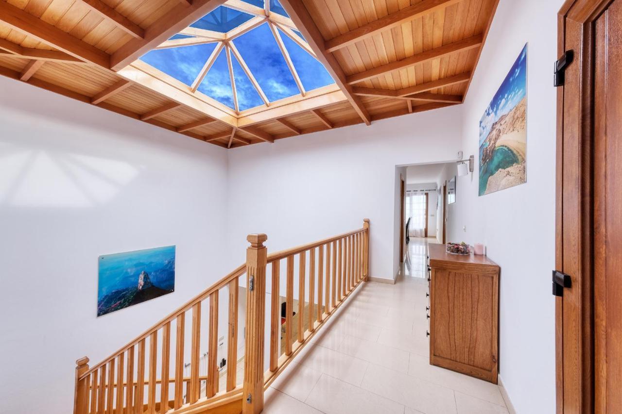 Villa Flavia-Private Pool, Jacuzzi, Sea Views Плая Бланка Екстериор снимка