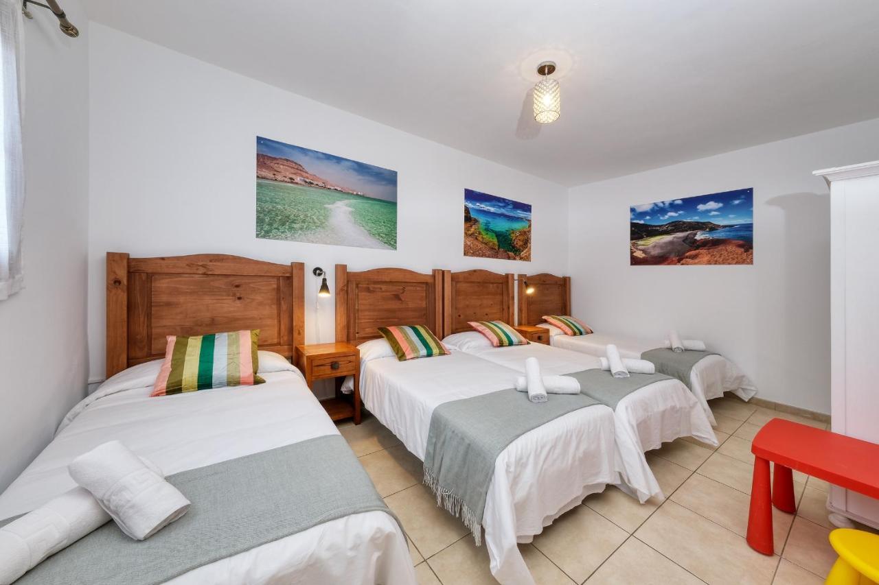 Villa Flavia-Private Pool, Jacuzzi, Sea Views Плая Бланка Екстериор снимка