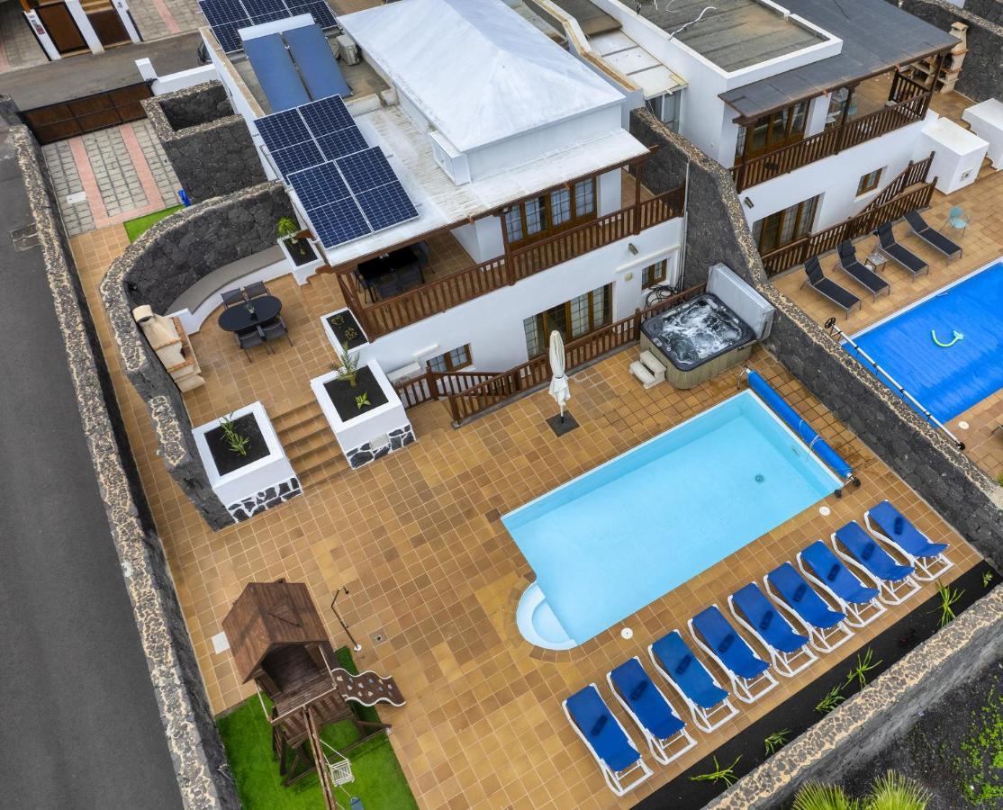 Villa Flavia-Private Pool, Jacuzzi, Sea Views Плая Бланка Екстериор снимка