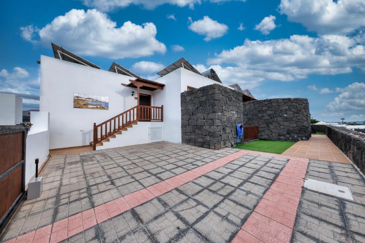 Villa Flavia-Private Pool, Jacuzzi, Sea Views Плая Бланка Екстериор снимка